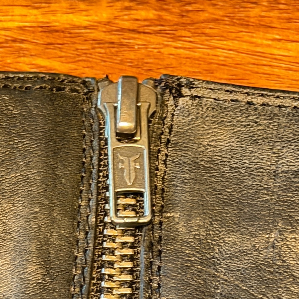 FRYE Sleek Black Leather Boots - Picture 3 of 14